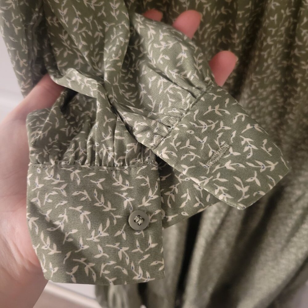 Shein Long Sleeve Maxi Dress Prairie Tiers Belt Green Floral sz L US 8/10 Cute - Picture 10 of 11